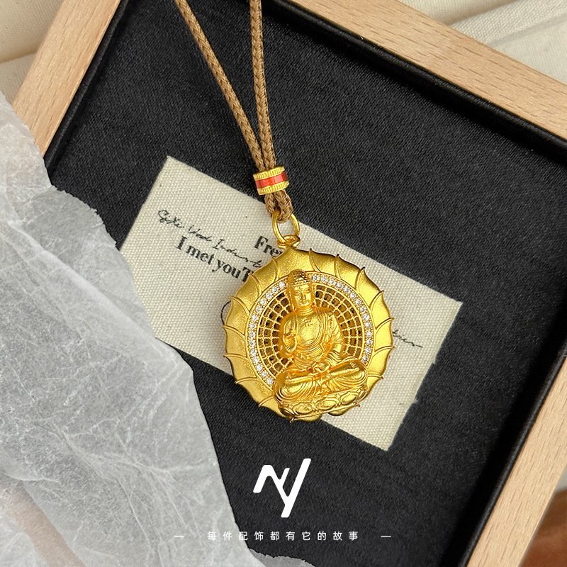 藏式释迦摩尼金色佛像项链吊坠高级感复古轻奢气质男女款佛牌脖挂