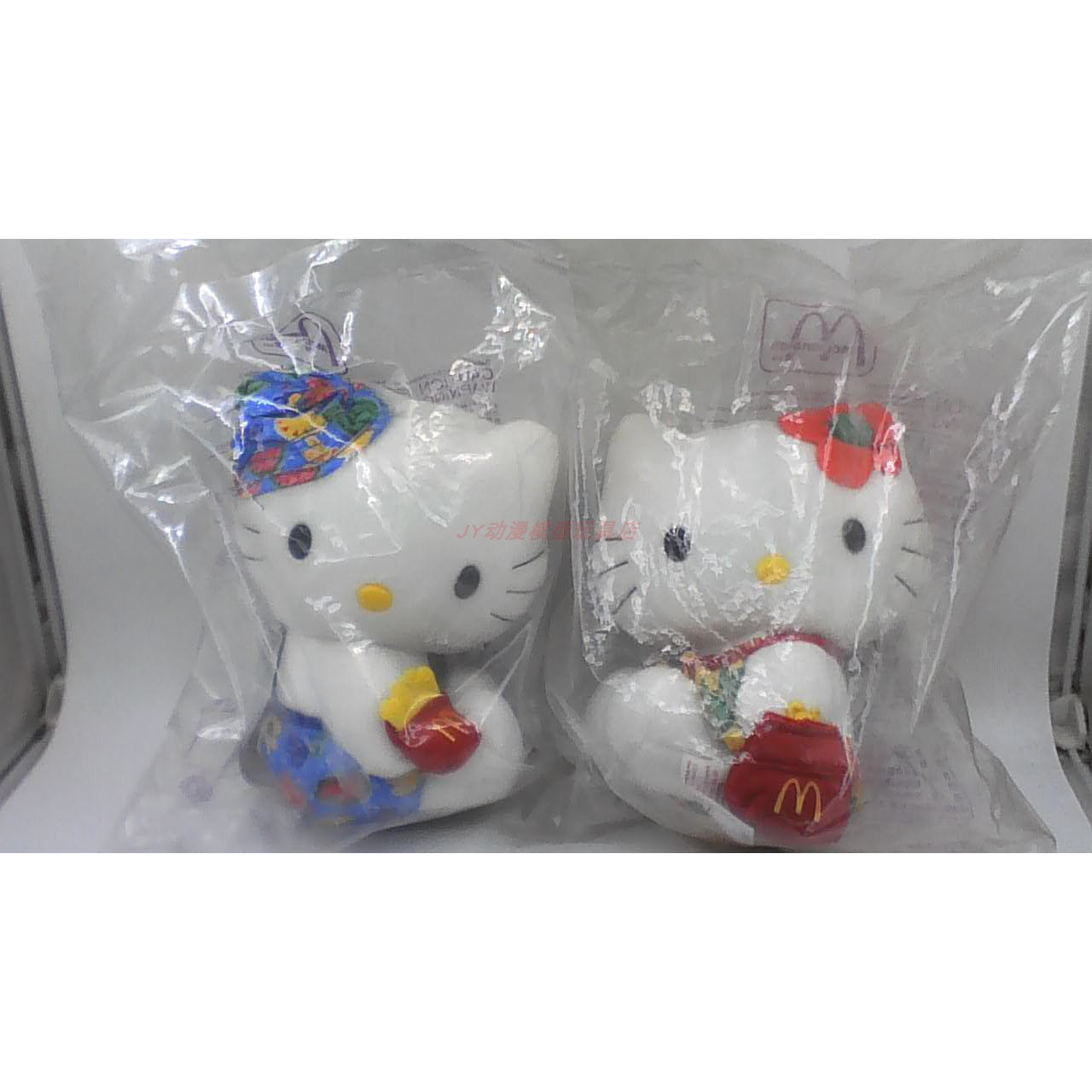 香港麦当劳Kitty恋爱麦语毛公仔
