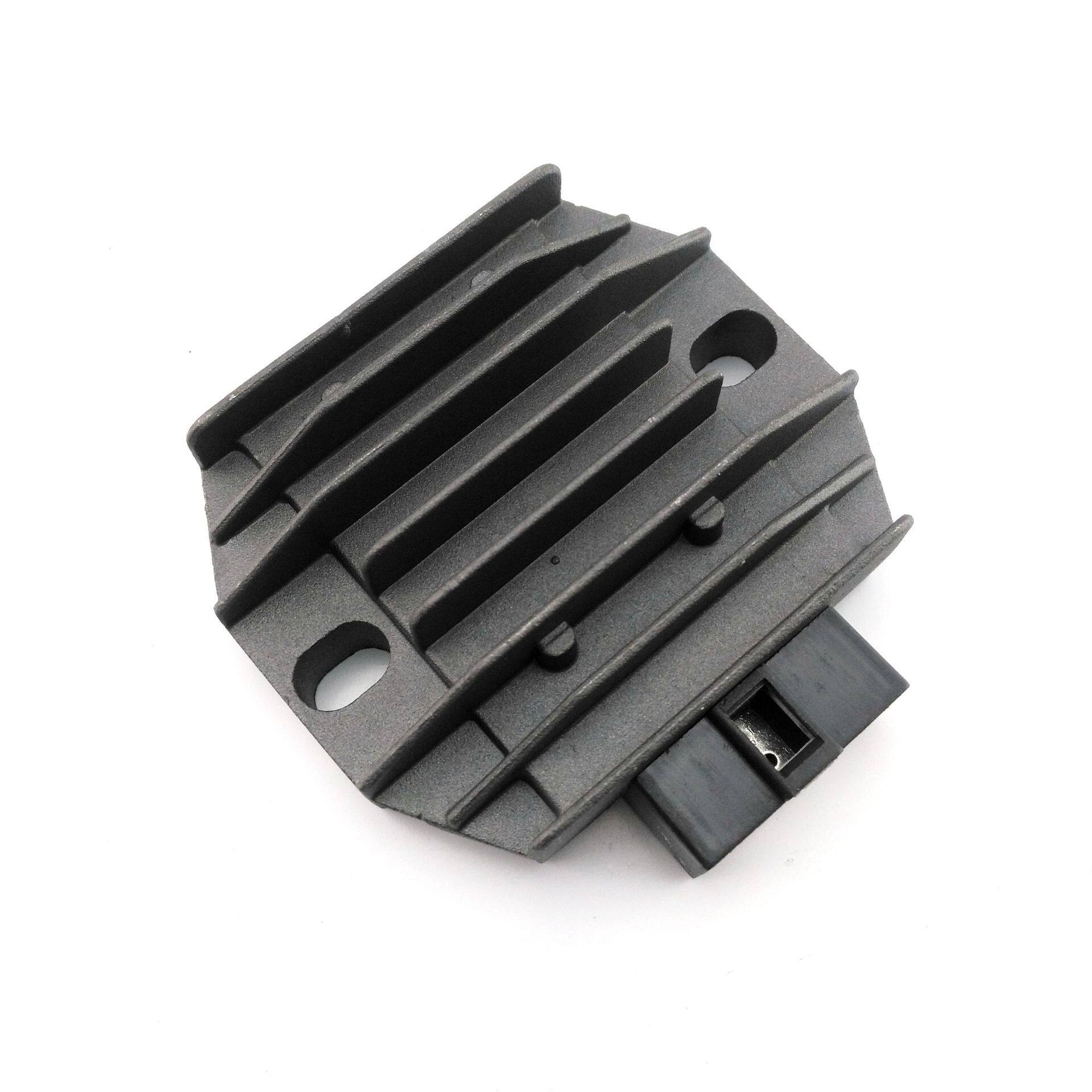 适用于雅马哈 YAMAHA YP250 摩托车整流器稳压器 充电器