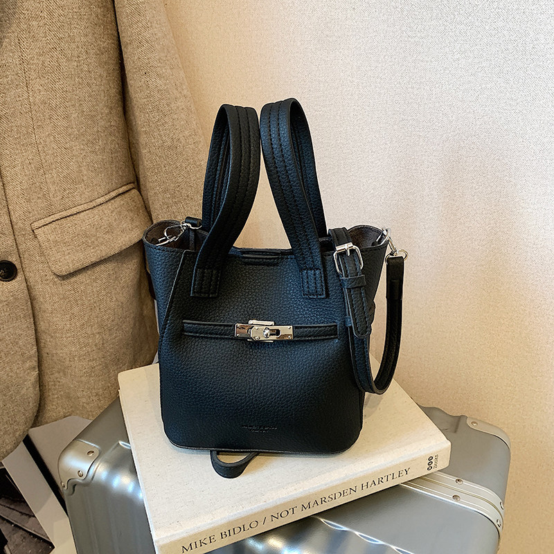 小众水桶包女千金慵懒风菜篮子包秋冬新款单肩斜挎包