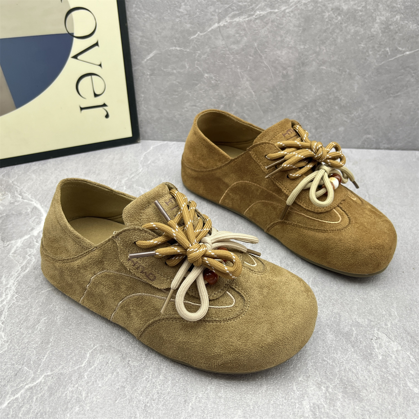 2025秋季绒面时尚百搭平底圆头系带休闲运动勃肯鞋女鞋单鞋舒适