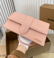 Light Pink Light Shoulder