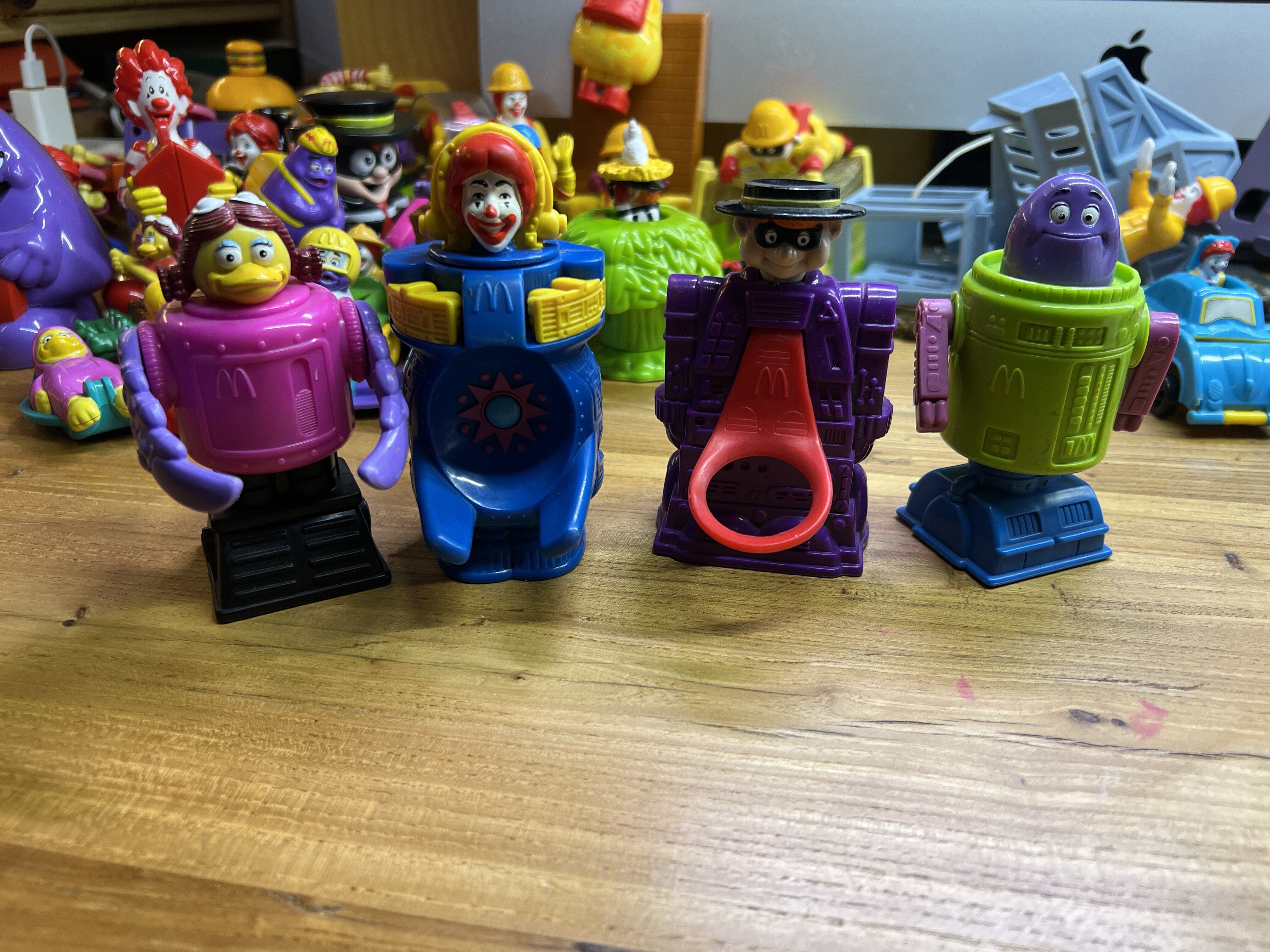 麦当劳主题收藏麦当劳老玩具,四小福球类运动一套