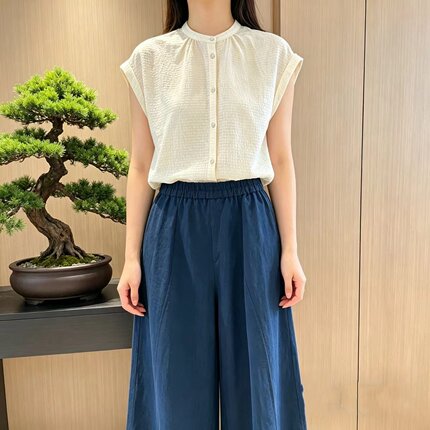 自带3D肌理感｜16姆米桑蚕丝横条绉，这件真丝小衫会‘呼吸’