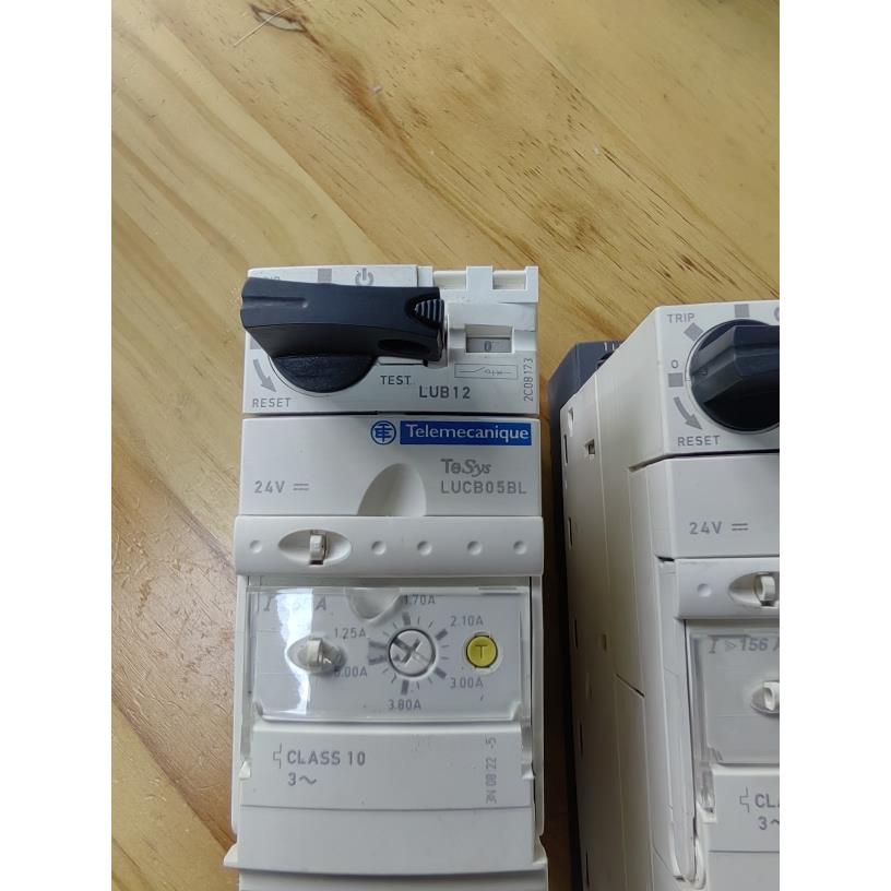 原装正品LUB12 LUCB05BL LUB12 LUCB12BL LUB32 LUCB32BL施耐德拆
