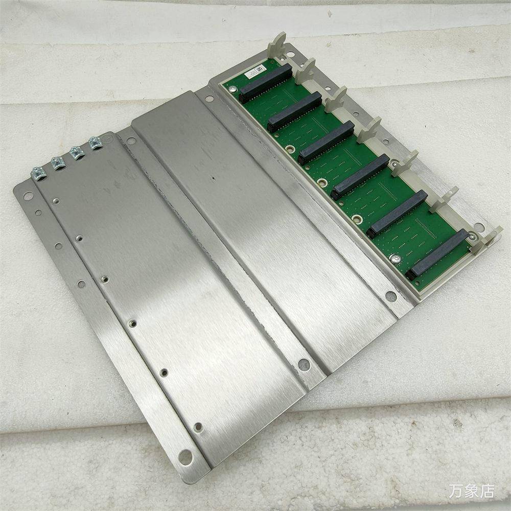 原装正品全新正品 140XBP00600 机架背板底板模块140XBP00600可编