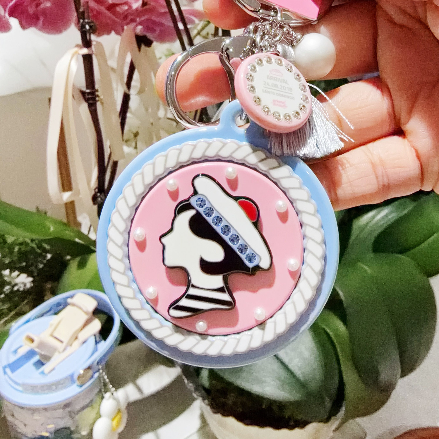 JIALI韩国代购AZNAVOUR钥匙扣包挂可爱卡通圆形镜子粉色珍珠饰品,服饰配件/皮带/帽子/围巾,钥匙扣,淘宝优惠券,粉丝福利购,淘宝优惠卷