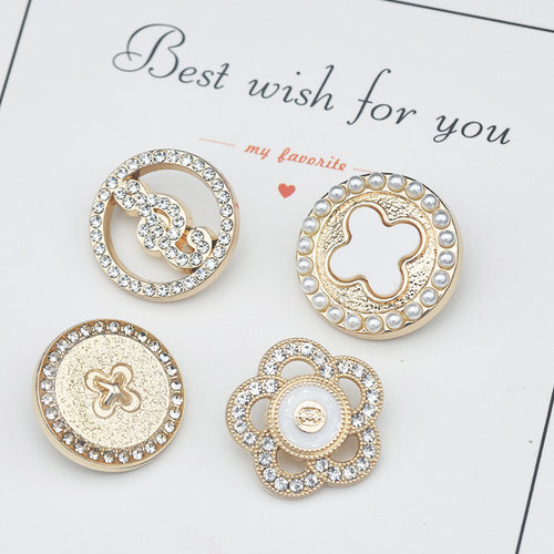 DSG自制带钻花型珍珠纽扣