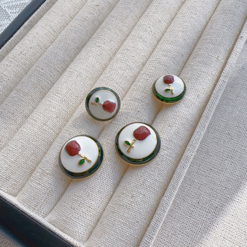 复古法式红色玫瑰花墨绿点油纽扣