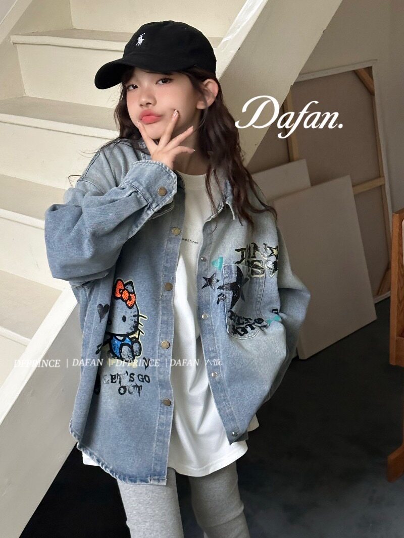 Kiki家25秋女童宽松休闲薄款外套 韩版品牌洋气卡通印花牛仔衬衫