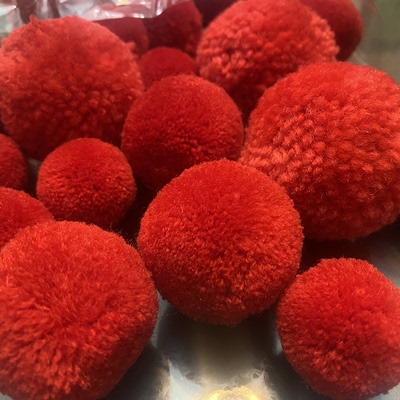 红色毛线圆球毛绒球diy手工材料民族服装帽子配饰装饰包挂饰辅料