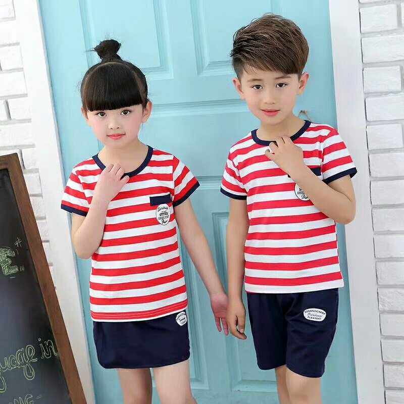 幼儿园儿童厂家直销的各种款式的园服装可印字的