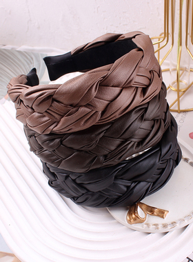 秋冬复古高级感pu皮辫子压发箍头饰简约头箍发卡窄版高颅顶美拉德