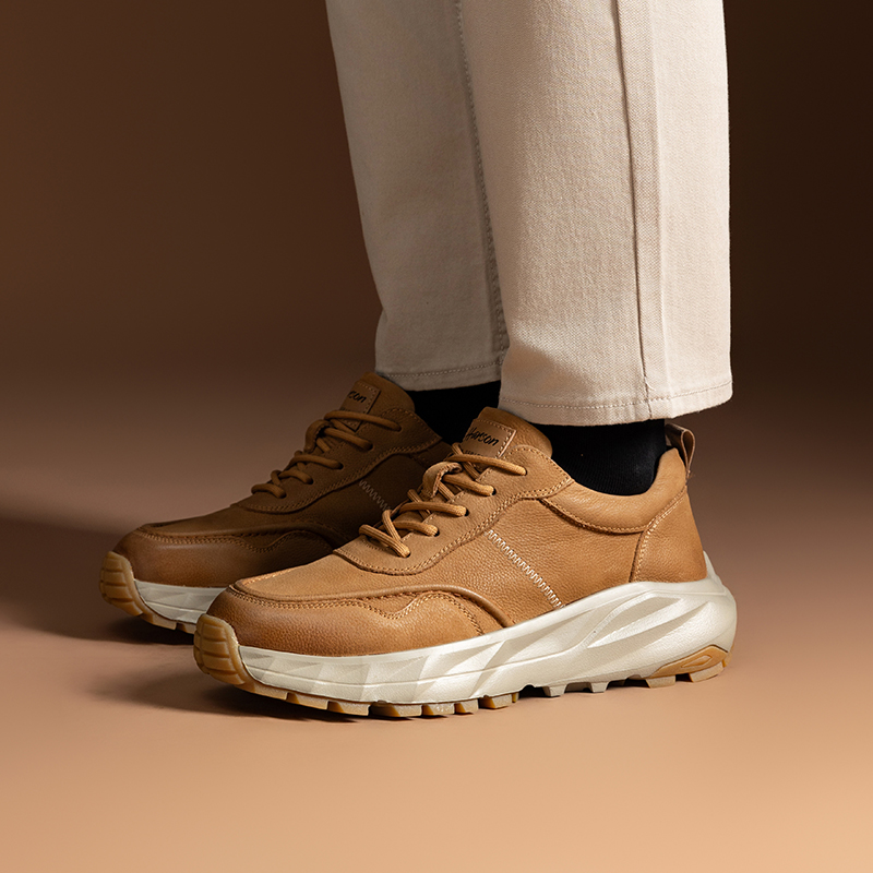 哈森男鞋春秋季新款户外休闲鞋