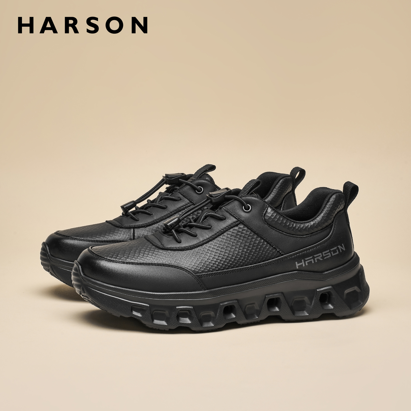 哈森秋季男鞋子黑武士缓震跑鞋