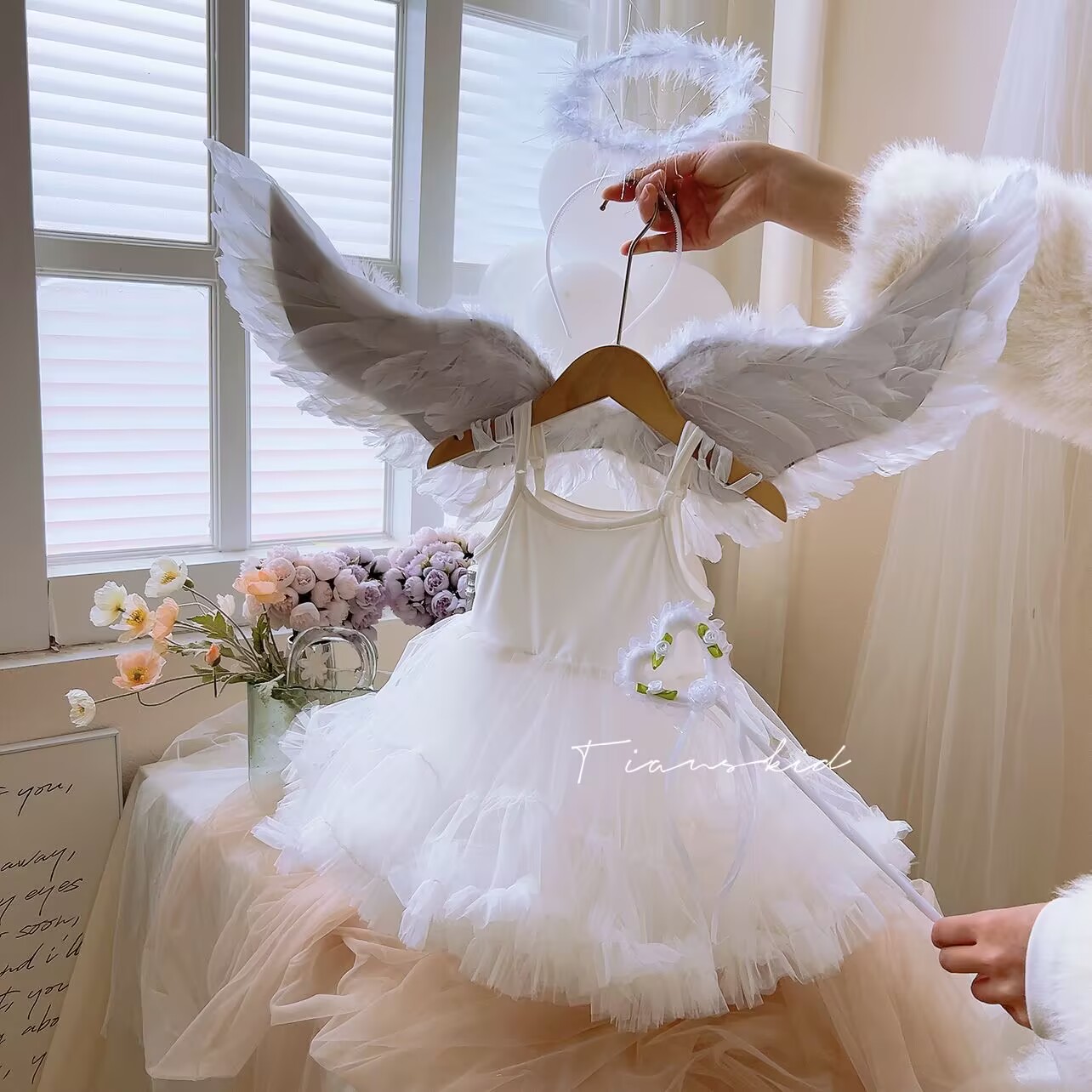 女童公主裙2025春夏网纱蛋糕裙天使的翅膀连衣裙周岁生日礼服裙子