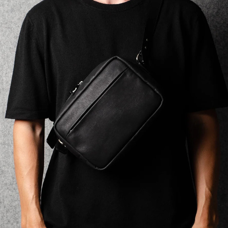 时尚男士背包防水帆布数码随行