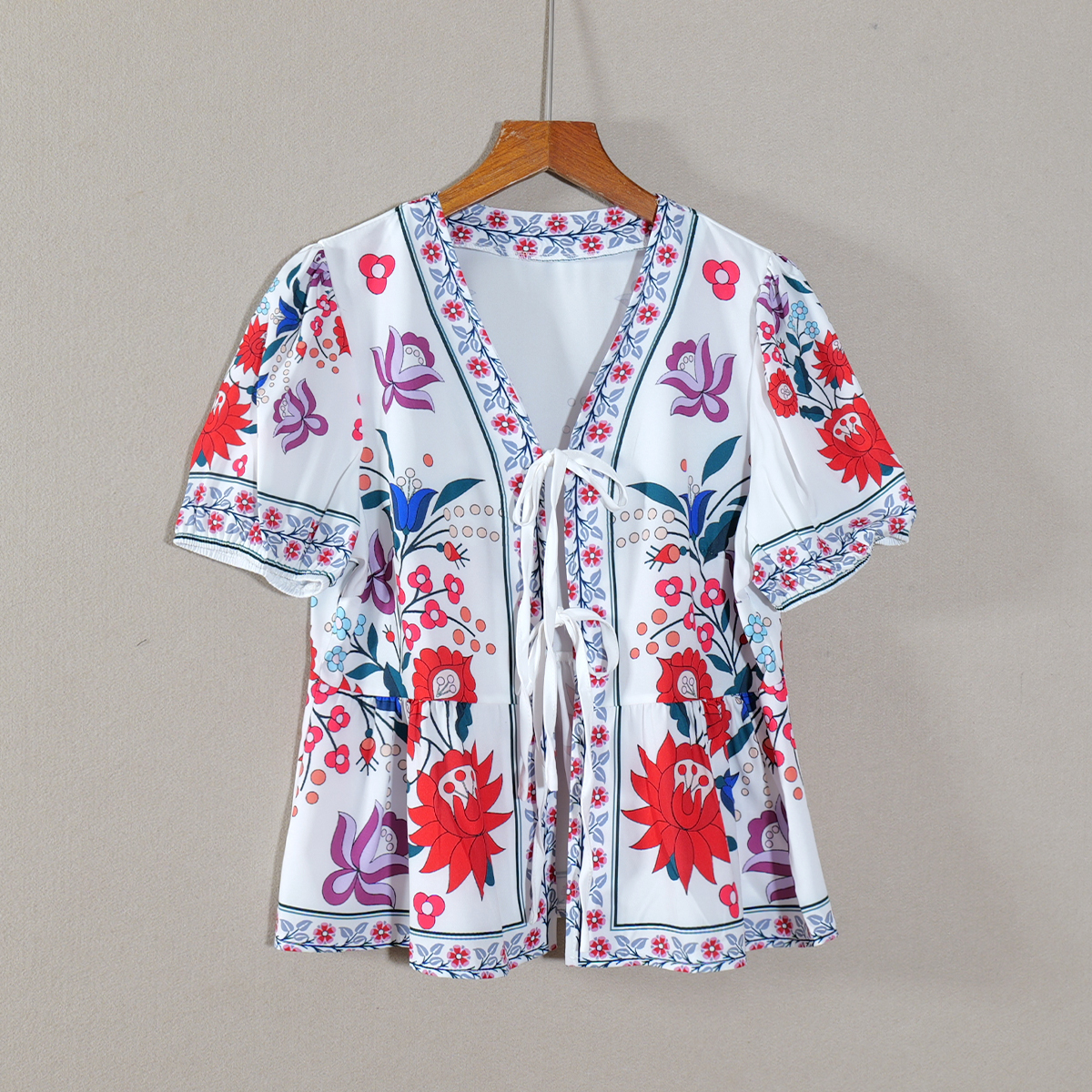 新款女装系带短袖印花宽松显瘦百搭气质V领T恤衫上衣服休闲风简约