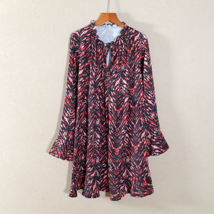 休闲风中长款 2025年秋款 长袖 女装 宽松V领连衣裙子印花显瘦潮 新品