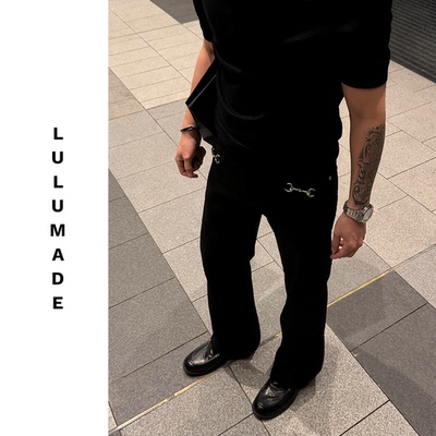 Lulumade马衔扣复古直筒黑牛仔裤