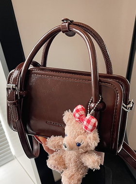 小众设计质感手提包女式2026新款秋冬复古百搭洋气红色单肩斜挎包