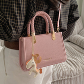 百搭韩系通勤单肩斜挎包 春季 高级感小众时尚 手提小方包女2026新款