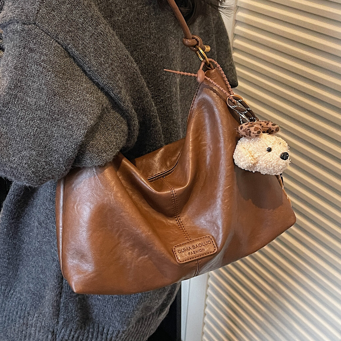 时尚复古小众质感腋下包女