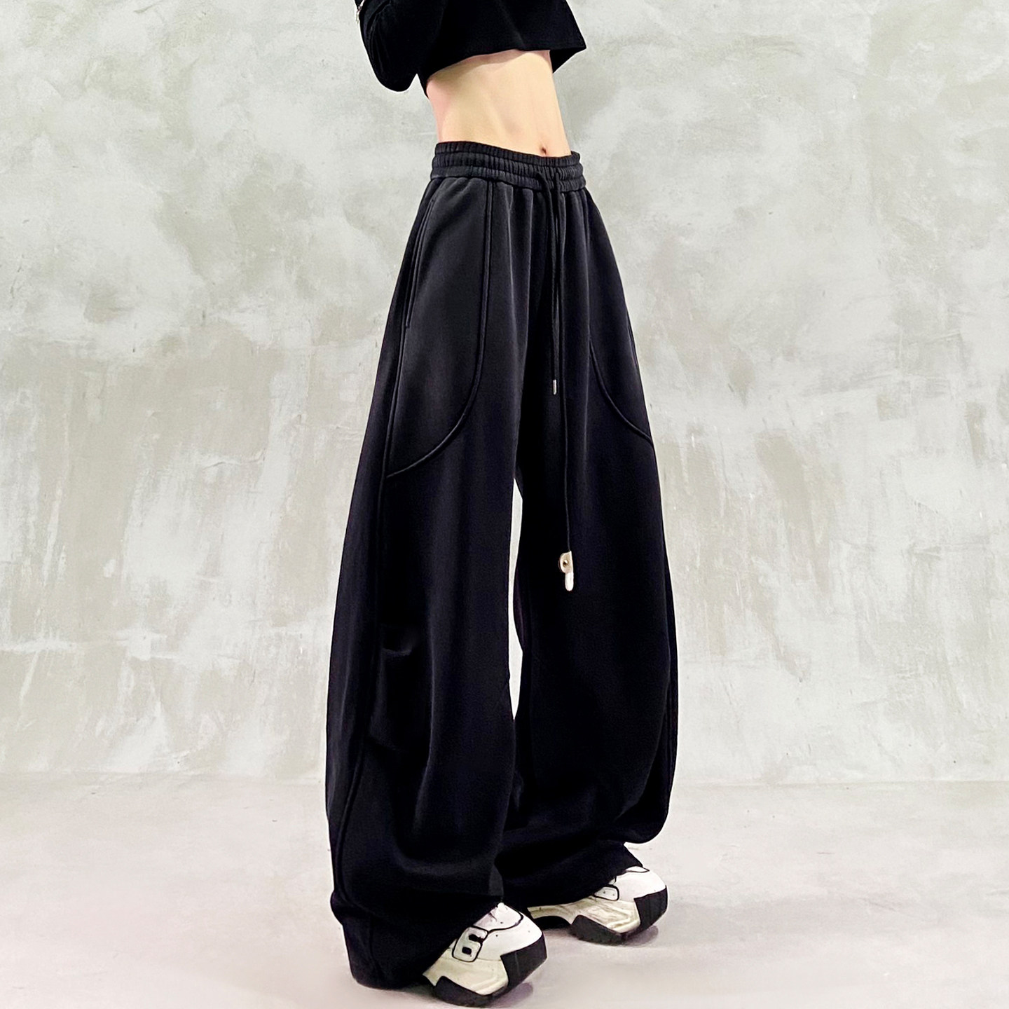 帅气褶纹拼接加绒垂感弯刀裤女