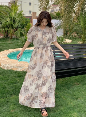 法式超仙绝美小清新印花连衣裙女2026夏季新款度假风穿搭气质长裙