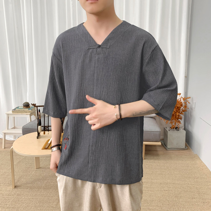 T8892P45新咖啡厅冰丝荷花刺绣夏季清凉透气T恤风V领宽松,男装T恤,电商A026