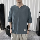 灰绿色