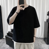 黑色