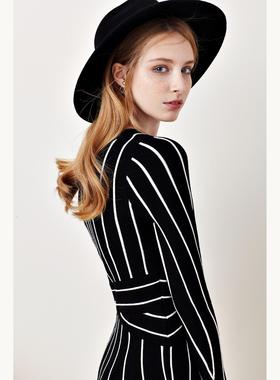 芦苇种子ReedSeed｜法式修身长袖针织圆领连衣裙 RS01012