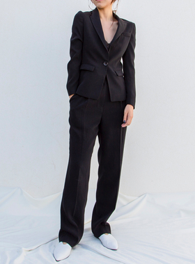 经典戗驳领一粒扣通勤西装套装RS03012