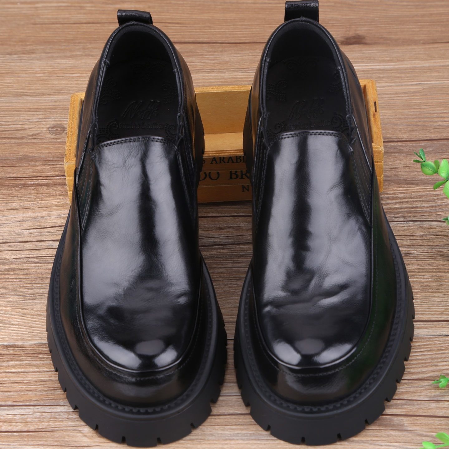 秋季新款男鞋商务休闲皮鞋厚底真皮软底软面牛皮英伦套脚大头皮鞋