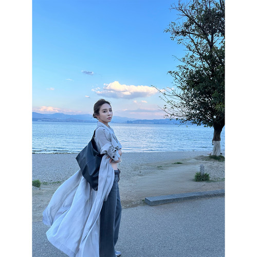 NanaByNana【马德里假日】老钱松弛轻薄防晒风衣女夏长款廓形外套