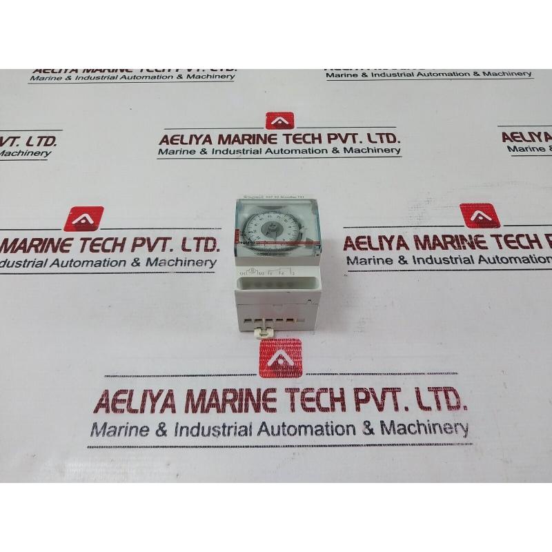 原装供应罗格朗 037 52 Analogico din Ferroviario 中断器 Orari