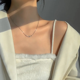 s925银打结弧形项链女小众设计感简约个性 轻奢潮 锁骨链2020年新款