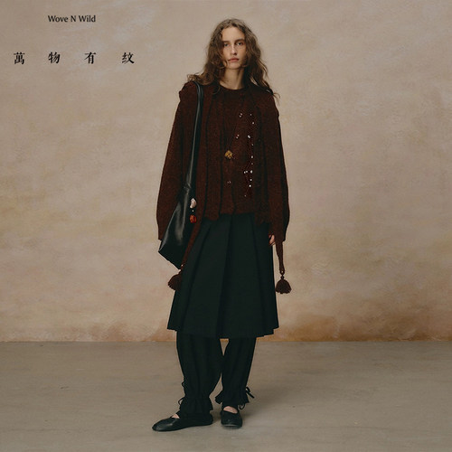 复古手工钉珠开衫女棕色毛针织衫