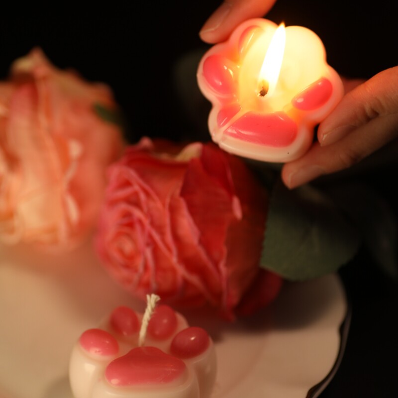 粉色猫抓形状蜡烛趣味滴蜡
