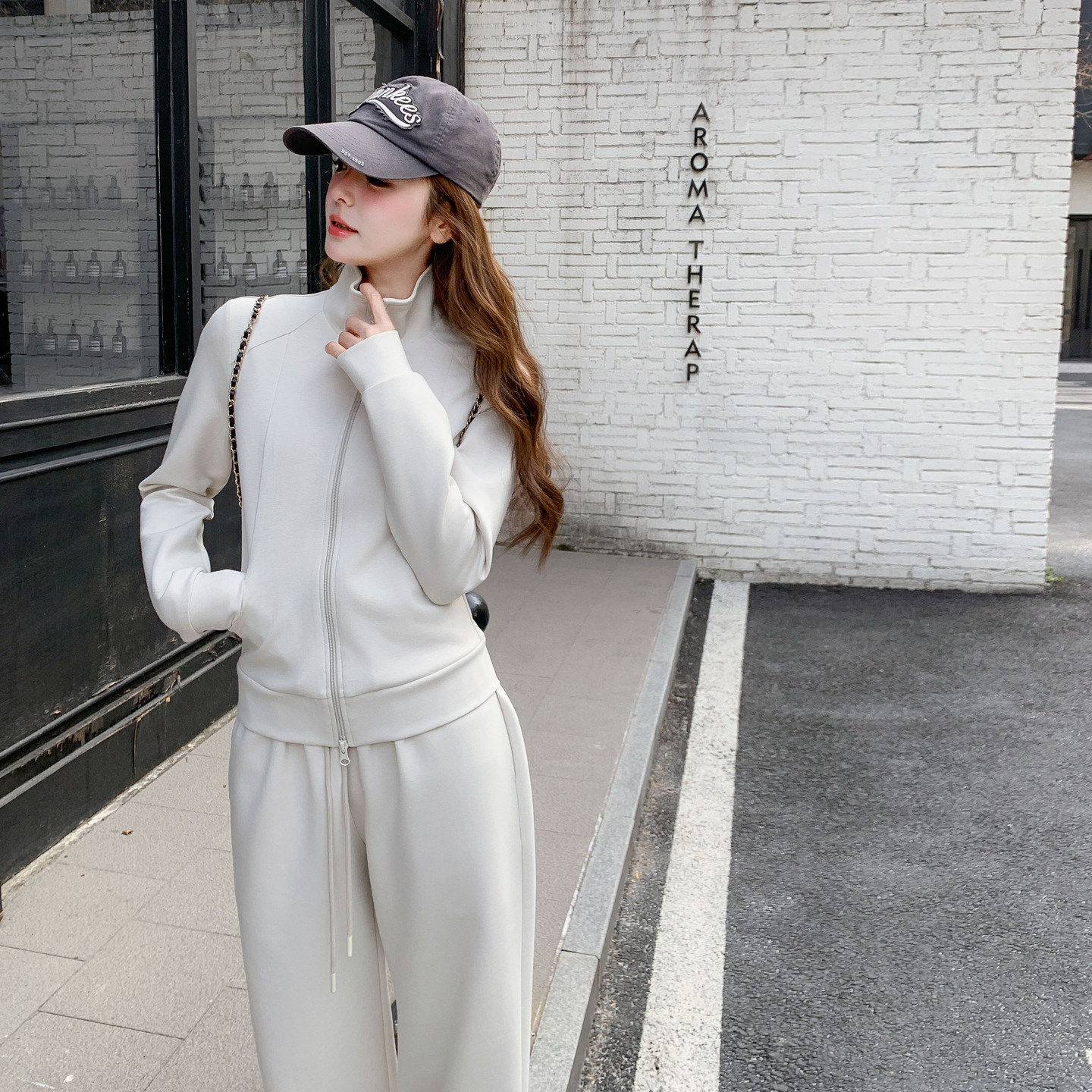 春季新款修身立领针织套装151-1613-P170-K278，女装运动套装，淑塔可可