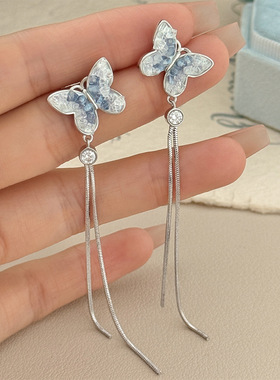 S999银针蓝色碎石滴胶蝴蝶长款流苏耳钉女小众设计轻奢气质耳饰品