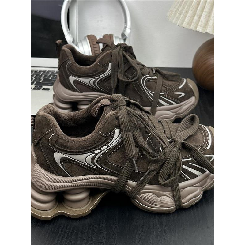 真皮休闲运动户外登山美拉