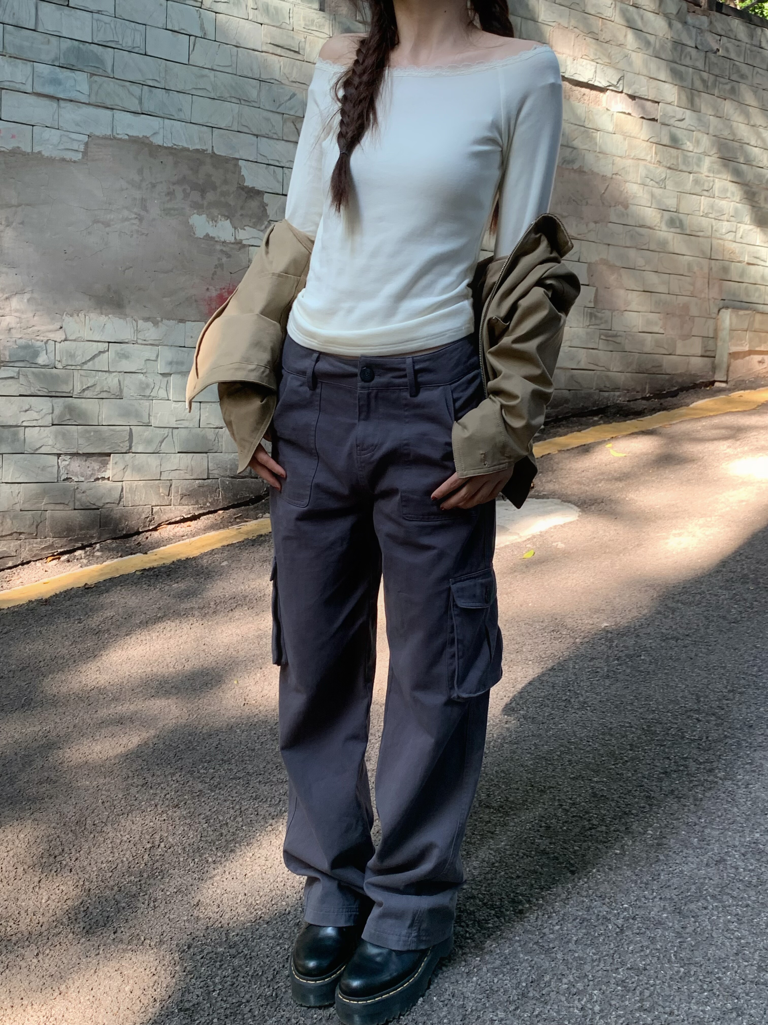哦米家·美式复古水泥灰色多口袋工装裤女夏季休闲宽松直筒裤图片