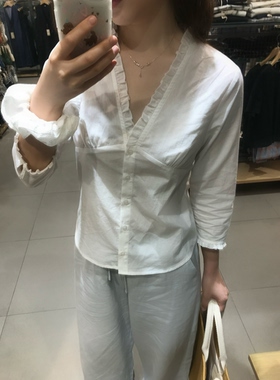 哦米家·白色荷叶边V领纽扣衬衫bm纯欲七分袖修身上衣