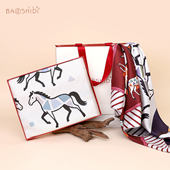 宝石蝶26年春新品 马年女生日新年礼物真丝丝巾围巾送礼盒幸运马绘