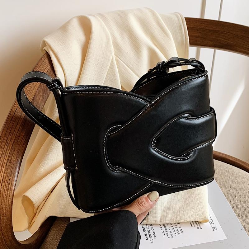 复古时尚水桶包女2024秋冬新款简约百搭单肩包韩版小众高级感女包