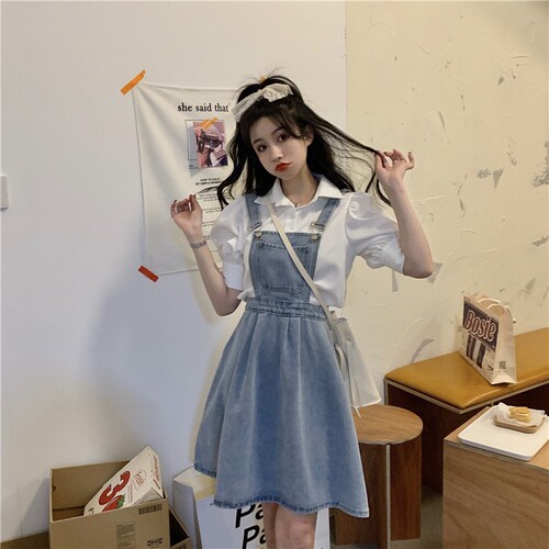 Real shooting of new bubble sleeve short sleeve shirt + French minority retro versatile thin denim strap skirt