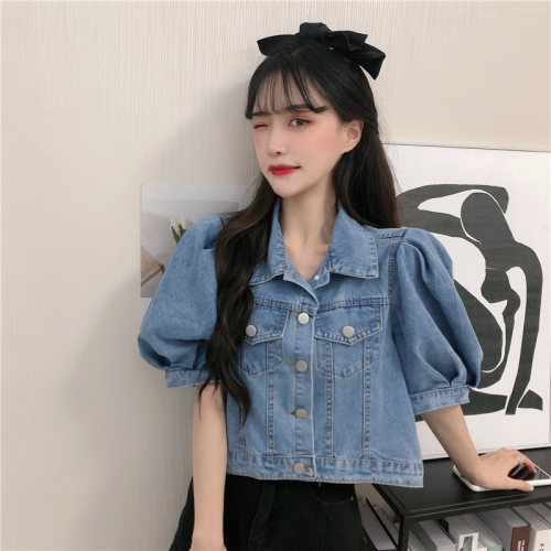 Real shot super hot Chic Vintage loose short shirt design sense bubble sleeve 5-point sleeve denim jacket