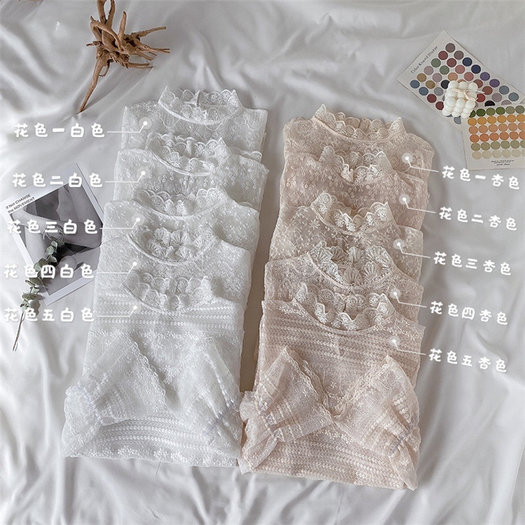 Real shot Korean version with foreign style solid lace and lace trumpet sleeve bottoming